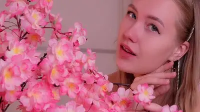 BertaTurro's chat room is %status%