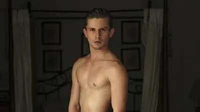 JoseFox's chat room is %status%