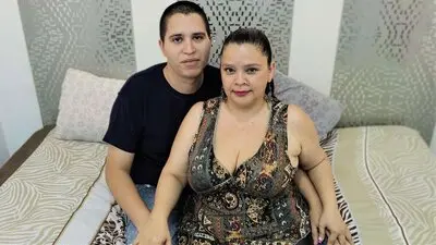 JudasandDebora's chat room is %status%