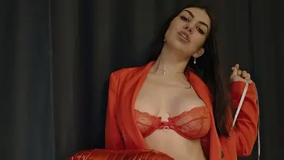 PatriciaBrown's chat room is %status%