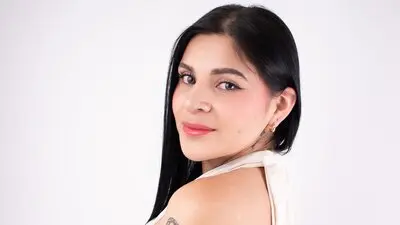 RachelWren's chat room is %status%