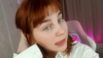 ReneShif's chat room is %status%