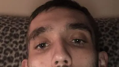 VladyslavSchavin's chat room is %status%